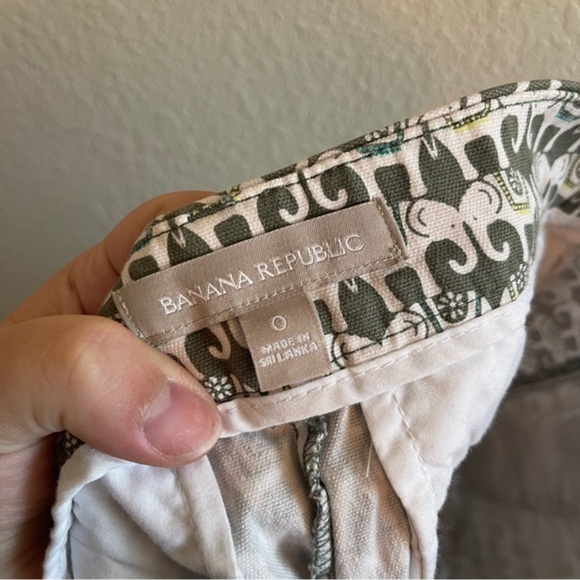 Banana Republic Elephant Print Hampton Chino Shorts in Canopy Green Women's 0 - Picture 8 of 10